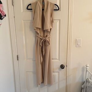 Elegant Tan Sleeveless She & Sky Vest